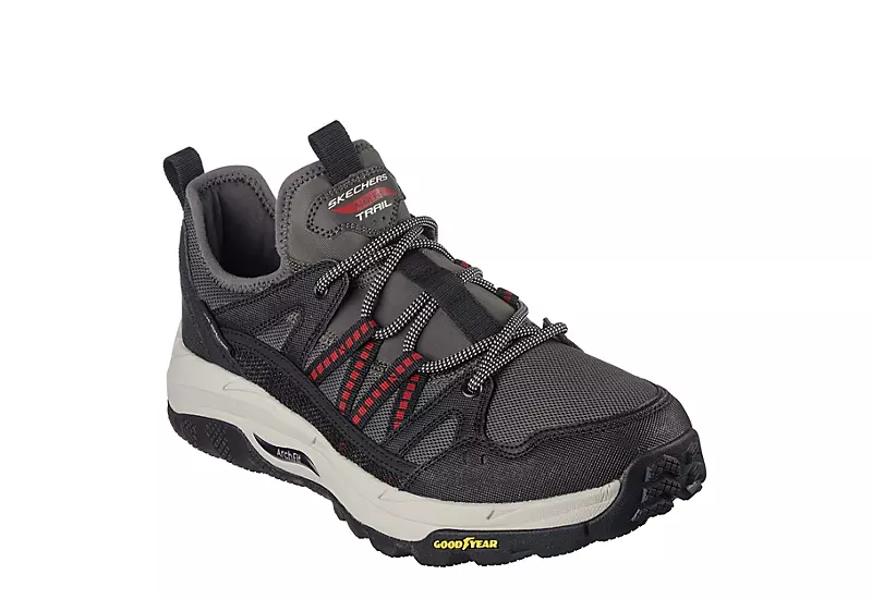 Skechers Mens Arch Fit Skip Tracer - Black 3 Skechers Mens Arch Fit Skip Tracer - Black